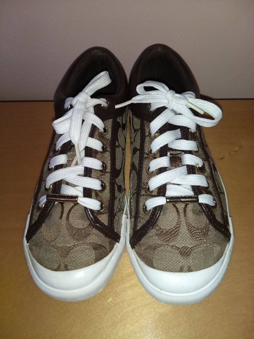 COACH Women's Sneakers Size 7.5B